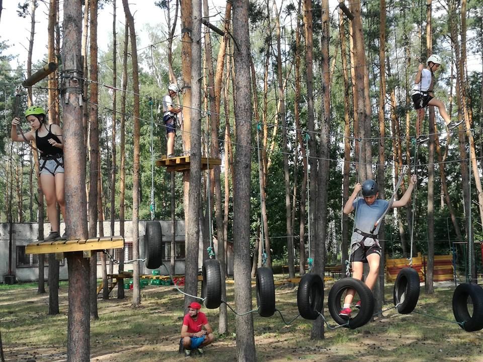 40066420_1046459418848900_1192740215127539712_n