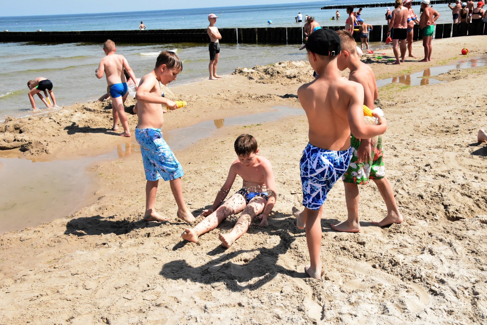 65040745_2031069220533211_1794442610488639488_o