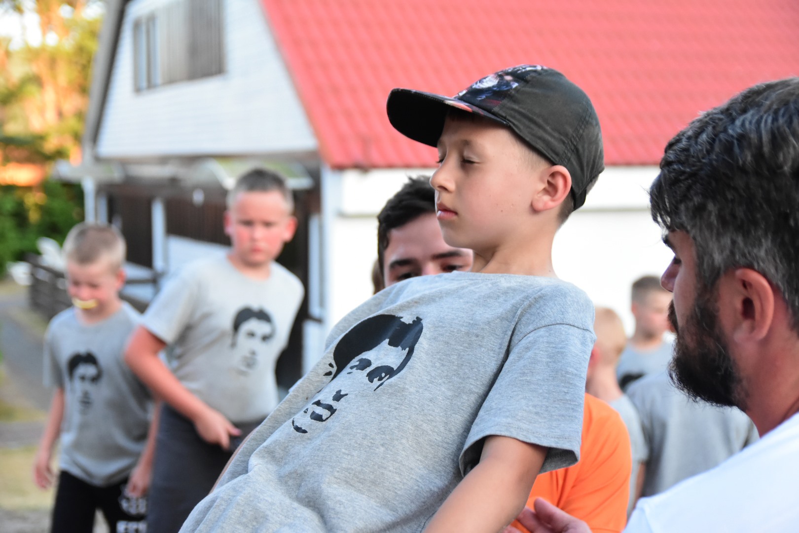 65640752_2035252080114925_2253256791146102784_o