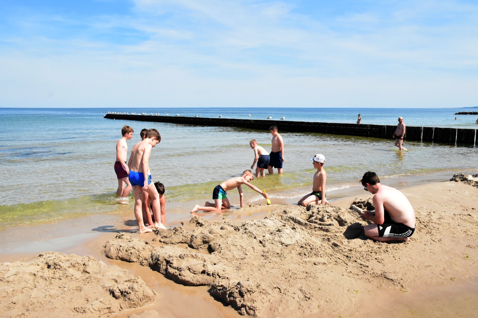 65697574_2031068480533285_1164898957214613504_o