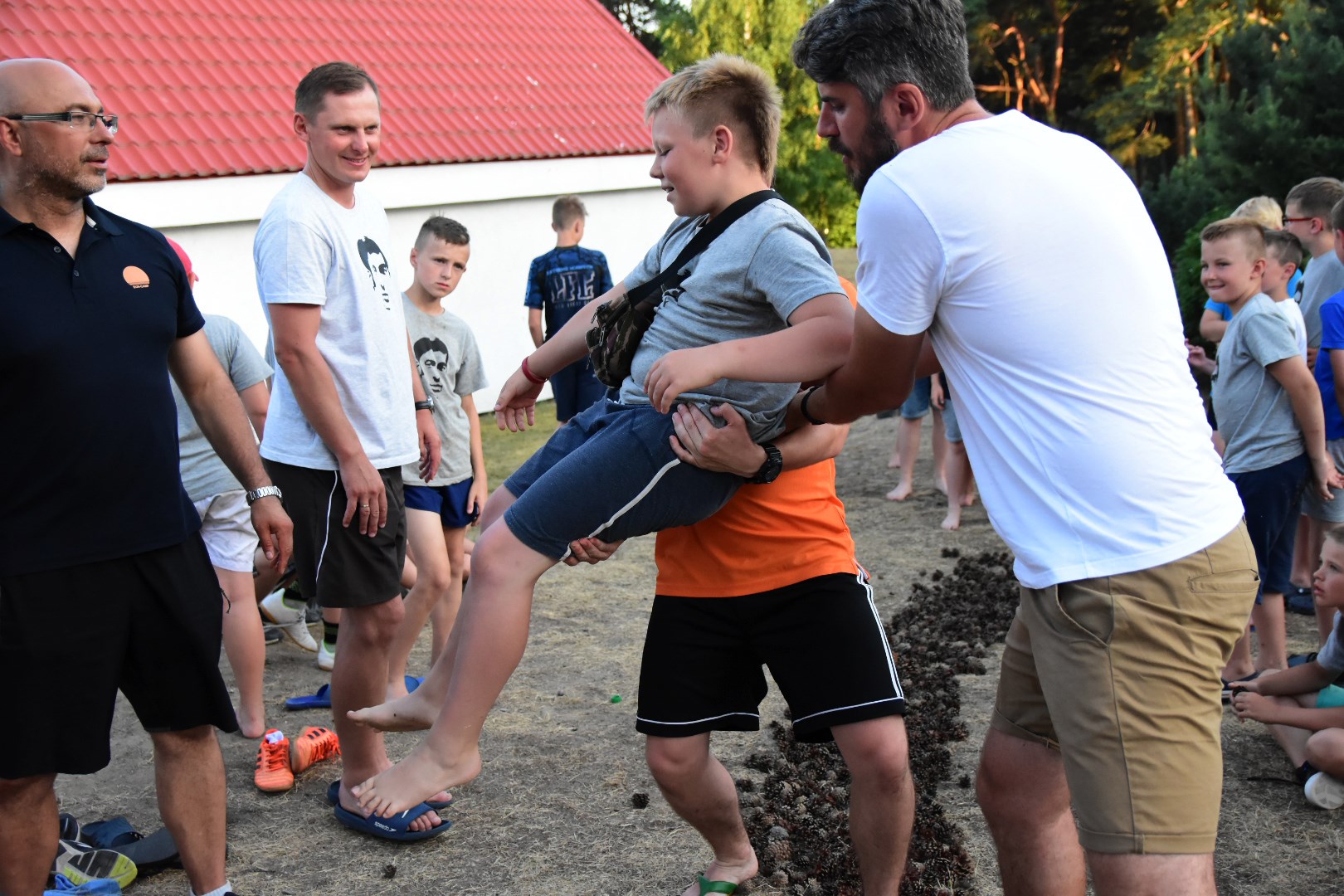 65814653_2035263800113753_3155709302132441088_o