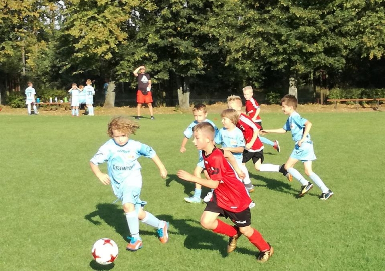 40011769_1044039152424260_123117419383226368_n