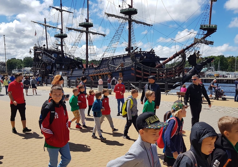 36413477_986996311461878_2600805274155483136_o