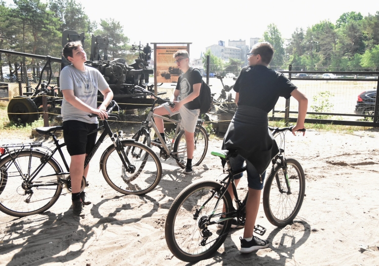 64932530_2033091086997691_7258140837819711488_o