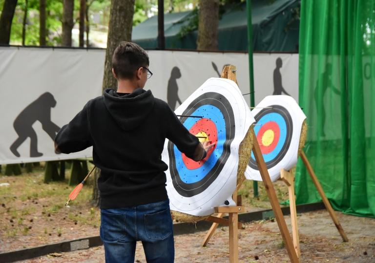 65175120_2032393700400763_774521966567620608_o