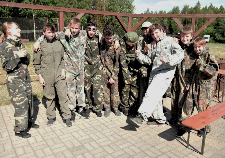 65653781_2031849203788546_1400921600701759488_o