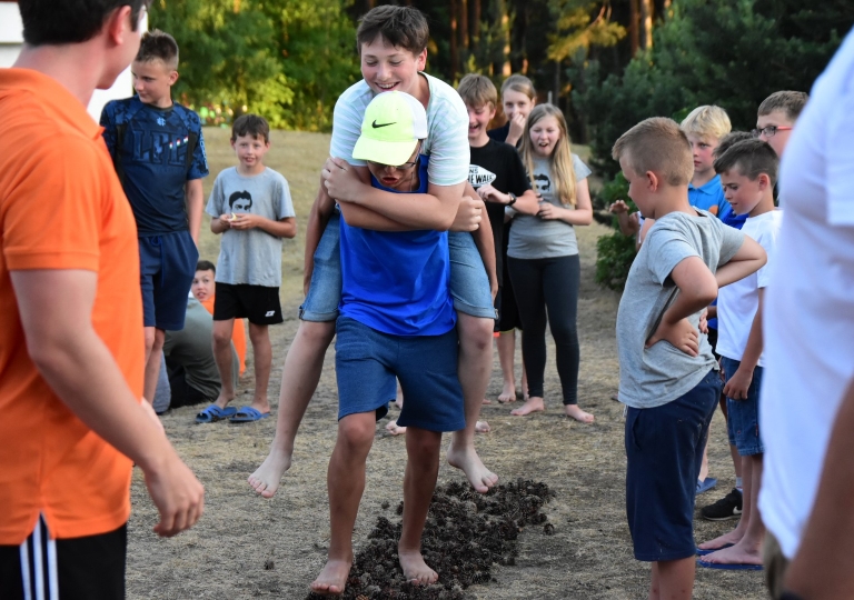 65763880_2035271606779639_4057986943525322752_o